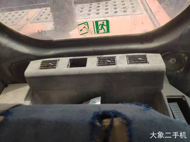 日立 ZX210LC-3G 挖掘机