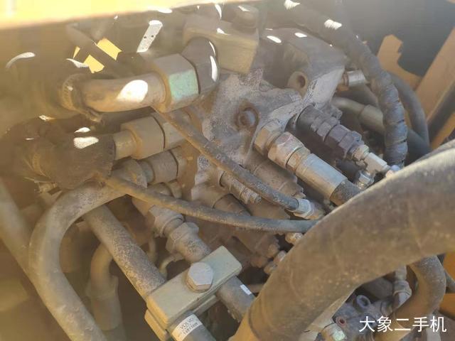 沃尔沃 EW140B 挖掘机