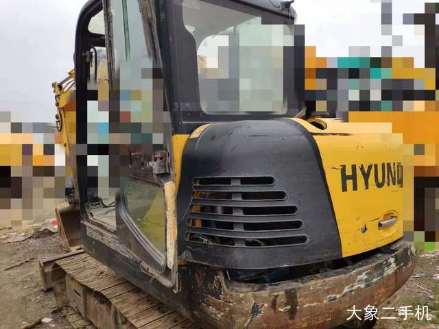 现代 R60-7 挖掘机