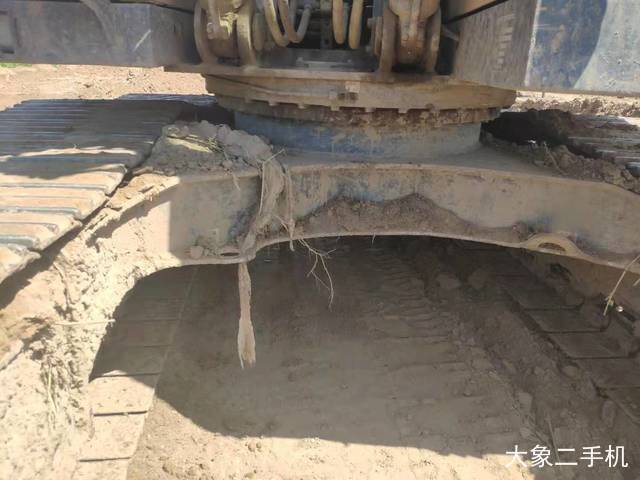 沃尔沃 EW140B 挖掘机