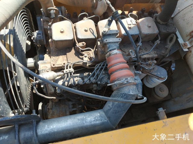 现代 R225LC-7 挖掘机