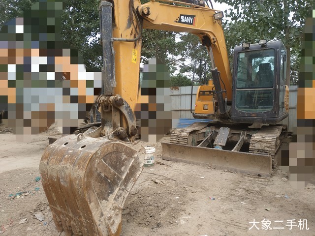 三一重工 SY75C 挖掘机