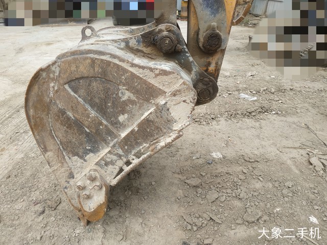 三一重工 SY75C 挖掘机