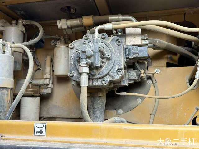 三一重工 SY375H 挖掘机