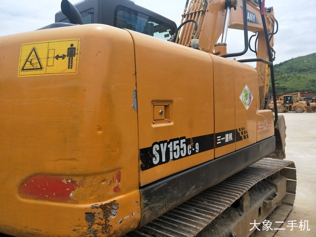 三一重工 SY135C-9 挖掘机
