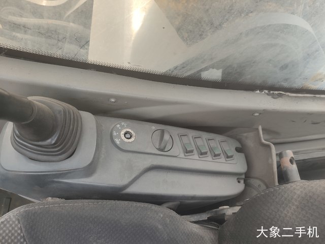 徐工 XE370CA 挖掘机