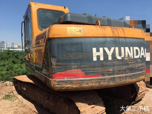 现代 R150LC-9 挖掘机