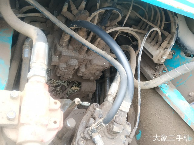 神钢 SK250-8 挖掘机