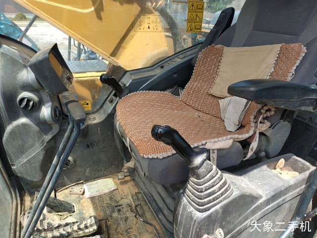 现代 R275LVS 挖掘机