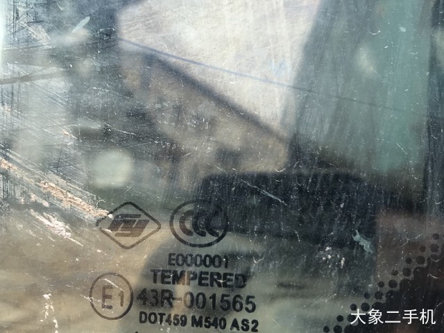 神钢 SK210LC-8 挖掘机