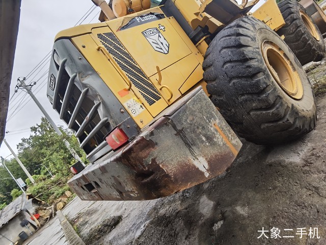 雷沃重工 ETX956 装载机