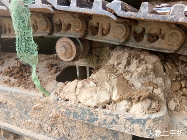 小松 PC240LC-8M0 挖掘机