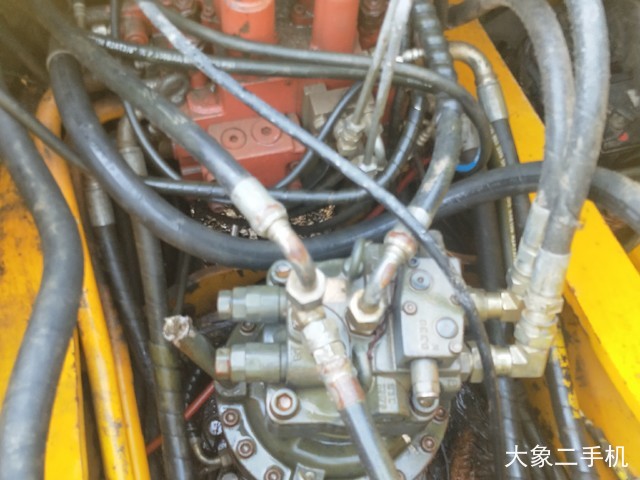 龙工 LG6225H 挖掘机