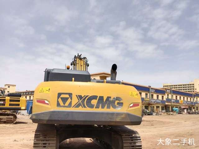 徐工 XE335DK 挖掘机