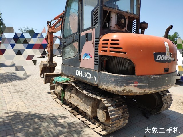 斗山 DH60-7 挖掘机