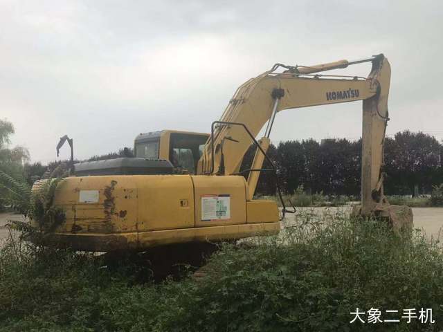 小松 PC200-8 挖掘机