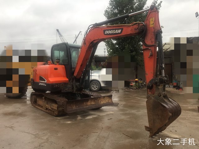 斗山 DX55-9C 挖掘机