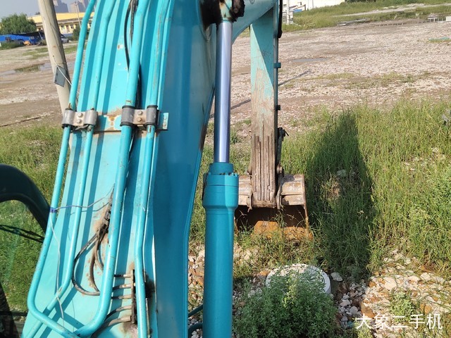 神钢 SK260LC-8 挖掘机