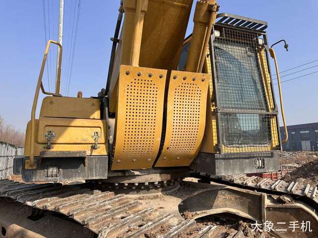 山东临工 E6500F 挖掘机