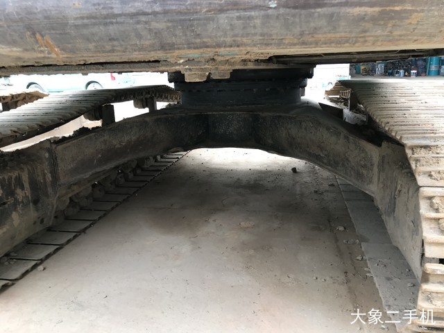 神钢 SK210LC-8 挖掘机