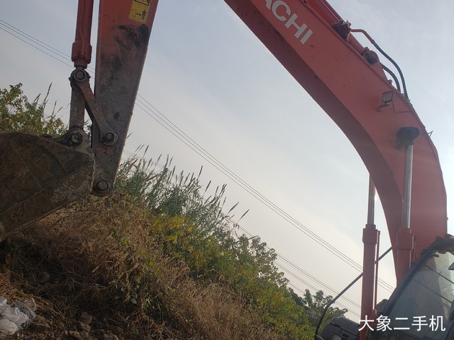 日立 ZX200-5A 挖掘机