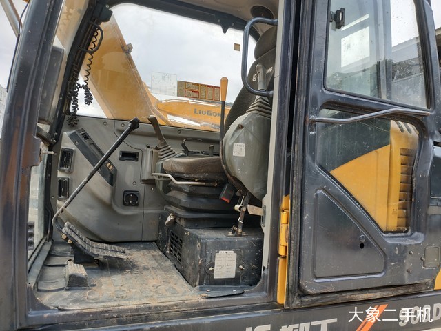 柳工 CLG908D 挖掘机