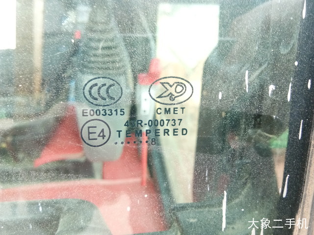 小松 PC240LC-8M0 挖掘机