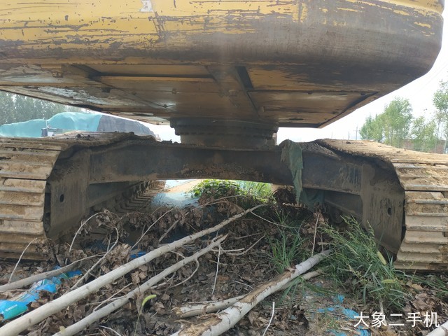 小松 PC240LC-8 挖掘机