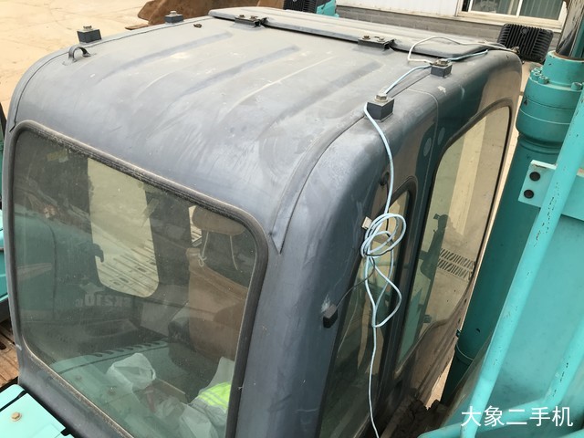 神钢 SK210LC-8 挖掘机