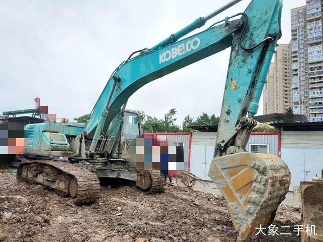 神钢 SK260LC-10 挖掘机