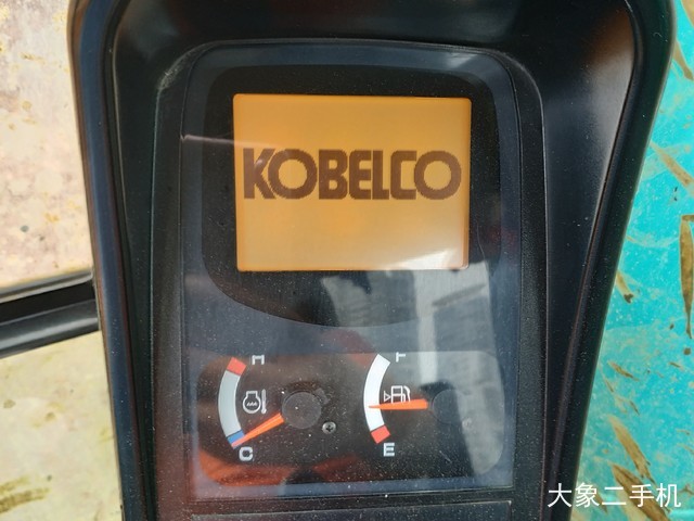 神钢 SK260LC-8 挖掘机