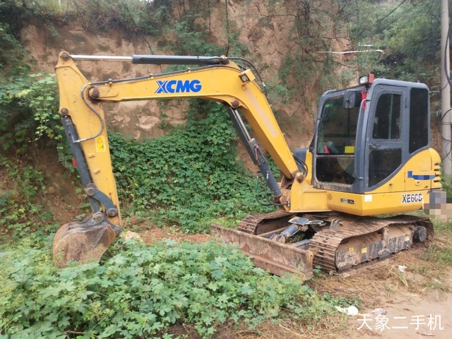 徐工 XE60 挖掘机