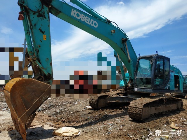 神钢 SK260LC-10 挖掘机