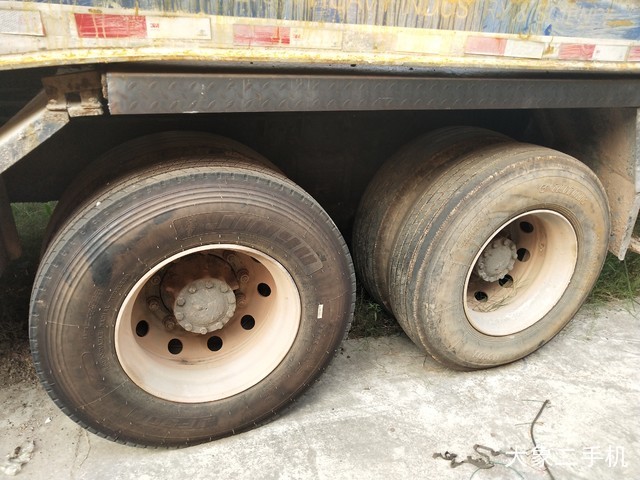 中联重科 ZLJ5401THB125-46 泵车