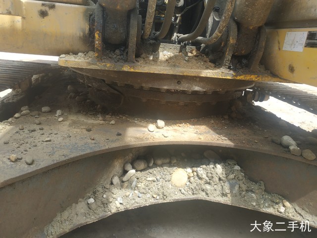 小松 PC240LC-8 挖掘机