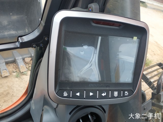 斗山 DX215-9C 挖掘机