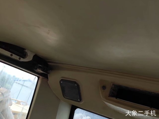 卡特彼勒 374DL 挖掘机