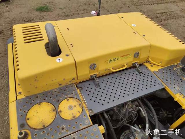 沃尔沃 EC300DL 挖掘机