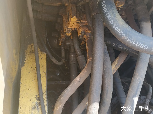 小松 PC220-7 挖掘机