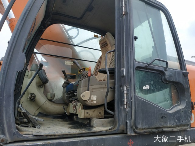 日立 ZX240-3 挖掘机