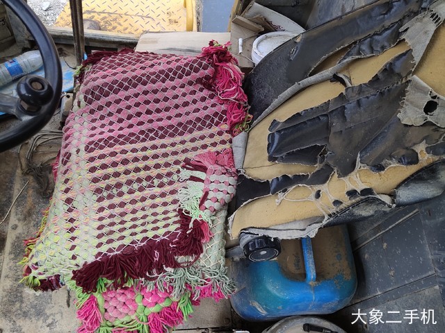 宇通重工 ZL30E-1 装载机