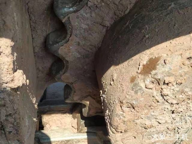 沃尔沃 EC210BLC 挖掘机