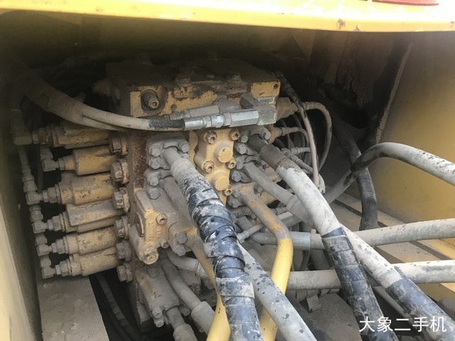 小松 PC200LC-8(600mm履带板) 挖掘机