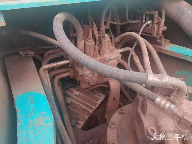 神钢 SK350LC-8 挖掘机