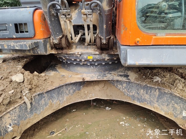 斗山 DX260LC-9C 挖掘机