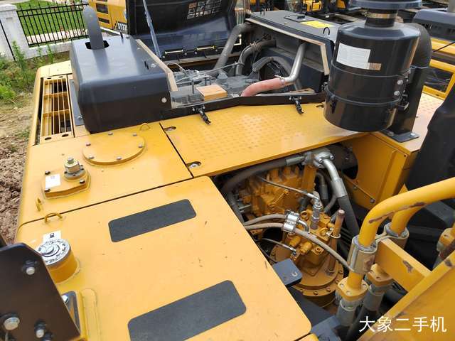 三一重工 SY375H 挖掘机