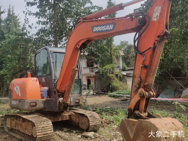 斗山 DH60-7 挖掘机