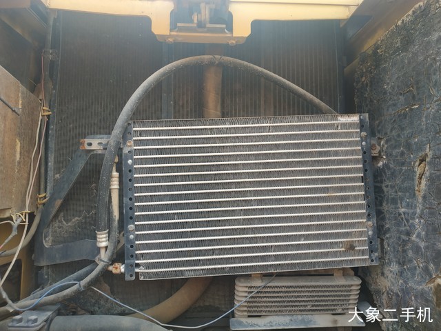 小松 PC240LC-8 挖掘机