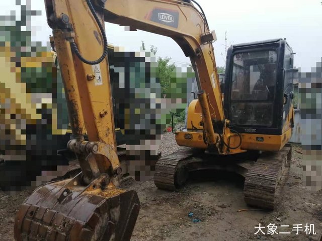 雷沃重工 FR65 挖掘机