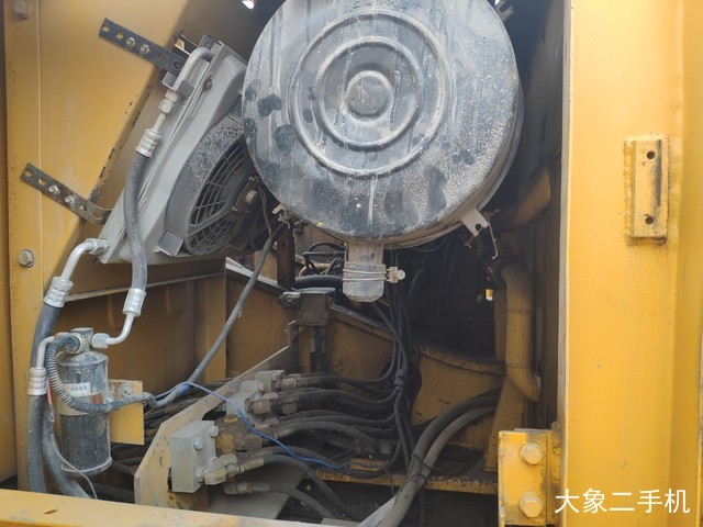 中联重科 ZE230LC 挖掘机